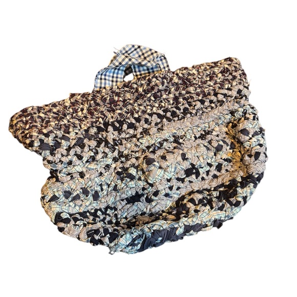 Decorative basket - Picture 1 of 9